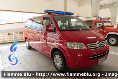 Volkswagen Transporter T5
Vigili del Fuoco
Unione Distrettuale Alta Pusteria
Corpo Volontario di San Candido (BZ)
Bezirksverband Oberpustertal
Freiwillige Fuerwehr Innichen
Allestito Ziegler
VF 0HV BZ
Parole chiave: Volkswagen Transporter_T5 VF0HVBZ