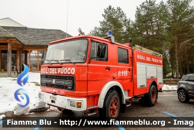 Iveco 160
Vigili del Fuoco
Comando Provinciale di Verbano Cusio Ossola
Distaccamento Volontario di Santa Maria Maggiore
Allestimento Baribbi
VF 13214
Parole chiave: Iveco 160 VF13214 Santa_Barbara_2019