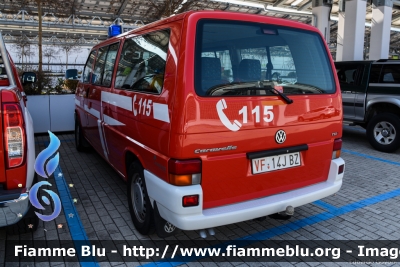 Volkswagen Transporter T4
Vigili del Fuoco 
Unione Distrettuale Alta Val Pusteria
Corpo Volontario di Anterselva di Mezzo
Freiwillige Feuerwehr Antholoz Mittertal
VF 14J BZ
Parole chiave: Volkswagen Transporter_T4 VF14JTN