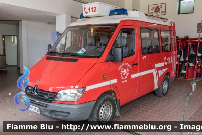 Mercedes-Benz Sprinter 4x4 II serie
Vigili del Fuoco
Unione Distrettuale Alta Val Venosta
Corpo Volontario di Clusio (BZ)
Freiwillige Feuerwehr Schleis
Allestito Brandshutz
VF 14M BZ
Parole chiave: Mercedes-Benz Sprinter_4x4_IIserie VF14MBZ