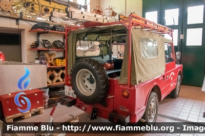 Fiat Campagnola II serie
Vigili del Fuoco
Unione Distrettuale Alta Val Venosta
Corpo Volontario di Clusio (BZ)
Freiwillige Feuerwehr Schleis
VF 1JH BZ
Parole chiave: Fiat Campagnola_IIserie VF1JHBZ