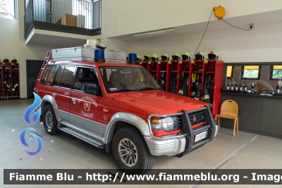 Mitsubishi Pajero LWB Sport II serie
Vigili del Fuoco
Unione Distrettuale Alta Val Venosta
Corpo Volontario di Sluderno (BZ)
Freiwillige Feuerwehr Schluderns
Allestito Ziegler
VF 1JN BZ
Parole chiave: Mitsubishi Pajero_LWB_Sport_IIserie VF1JNBZ