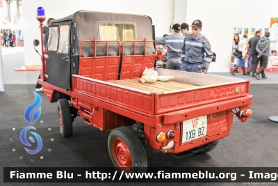 Steyr-Puch Haflinger
Vigili del Fuoco
Unione Distrettuale Merano - Bezirksverband Meran
Corpo Volontario di Marlengo - Freiwillige Feuerwehr Marling (BZ)
VF 1XBBZ
Parole chiave: Steyr-Puch Haflinger VF1XBBZ