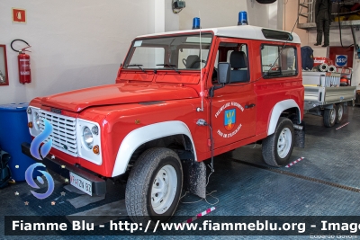 Land-Rover Defender 90
Vigili del Fuoco
Unione Distrettuale Alta Val Venosta
Corpo Volontario di Prato allo Stelvio (BZ)
Freiwillige Feuerwehr Prad am Stilfserjoch
VF 1ZN BZ
Parole chiave: Land-Rover Defender_90 VF1ZNBZ