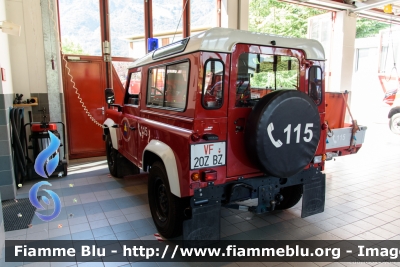 Land-Rover Defender 90
Vigili del Fuoco
Unione Distrettuale Merano
Corpo Volontario di Naturno (BZ)
Freiwillige Feuerwehr Naturns 
VF 20Z BZ
Parole chiave: Land-Rover Defender_90 VF20ZBZ