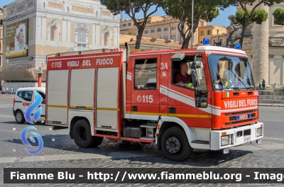 Iveco City2000 100E21 I serie
Vigili del Fuoco
Comando Provinciale di Roma
Distaccamento Cittadino Tuscolano I
Roma
AutoPompaSerbatoio allestimento Iveco-Magirus
VF 21977
Parole chiave: Iveco City2000_100E21_Iserie VF21977