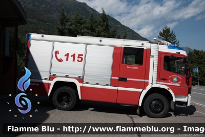 Mercedes-Benz Atego 1328 I serie
Vigili del Fuoco
Unione Distrettuale Merano
Corpo Volontario di Naturno (BZ)
Freiwillige Feuerwehr Naturns 
Allestito Rosenbauer
VF 226 BZ
Parole chiave: Mercedes-Benz Atego_1328_Iserie VF226BZ