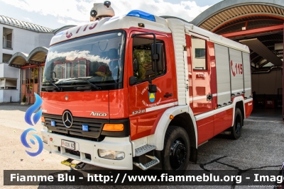 Mercedes-Benz Atego 1328 I serie
Vigili del Fuoco
Unione Distrettuale Merano
Corpo Volontario di Naturno (BZ)
Freiwillige Feuerwehr Naturns 
Allestito Rosenbauer
VF 226 BZ
Parole chiave: Mercedes-Benz Atego_1328_Iserie VF226BZ