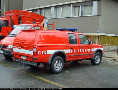 Ford Ranger V serie
Vigili del Fuoco
Nucleo Radio e Telecomunicazioni
VF 23600
Parole chiave: Ford Ranger_Vserie VF23600