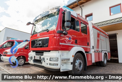 Man TGM 16.340 II serie
Vigili del Fuoco
Unione Distrettuale Alta Val Venosta
Corpo Volontario di Prato allo Stelvio (BZ)
Freiwillige Feuerwehr Prad am Stilfserjoch
Allestimento Kofler Fahrzeugebau
VF 25W BZ
Parole chiave: Man TGM_16.340_IIserie VF25WBZ