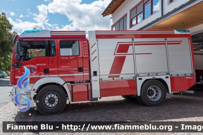 Man TGM 16.340 II serie
Vigili del Fuoco
Unione Distrettuale Alta Val Venosta
Corpo Volontario di Prato allo Stelvio (BZ)
Freiwillige Feuerwehr Prad am Stilfserjoch
Allestimento Kofler Fahrzeugebau
VF 25W BZ
Parole chiave: Man TGM_16.340_IIserie VF25WBZ