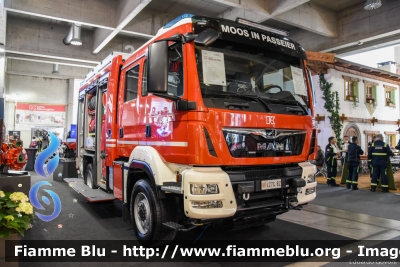 Man TGM 13.290 4x4 III serie
Vigili del Fuoco
Unione Distrettuale Merano - Bezirksverband Meran
Corpo Volontario di Moso in Passiria (BZ)
Freiwillige Feuerwehr Moos in Passeier
Allestimento Kofler
Esposto al Civil Protect 2018
VF 27G BZ
Parole chiave: Man TGM_13.290_4x4_IIIserie VF27GBZ Civil_Protect_2018