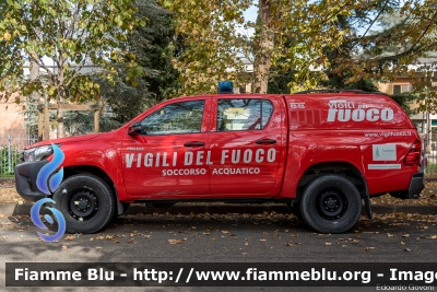 Toyota Hilux V serie
Vigili del Fuoco
Comando Provinciale di Massa Carrara
Nucleo Soccorso Subacqueo Acquatico
VF 29213
Parole chiave: Toyota Hilux_Vserie VF29213 EsercitazioneNSSAPisa2022