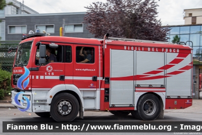 Man TGM 15.250 II serie
Vigili del Fuoco
Comando Provinciale di Pisa
AutoPompaSerbatoio allestimento Bai
VF 29486
Parole chiave: Man TGM_15.250_IIserie