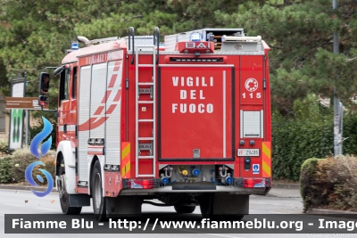 Man TGM 15.250 II serie
Vigili del Fuoco
Comando Provinciale di Pisa
AutoPompaSerbatoio allestimento Bai
VF 29486
Parole chiave: Man TGM_15.250_IIserie