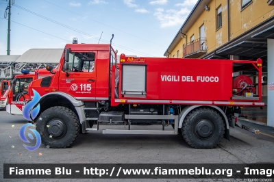 Mercedes-Benz Unimog U5023
Vigili del Fuoco
Comando Provinciale di Lucca
Allestimento Fortini
Modulo AIB Fortini
VF 29810
Parole chiave: Mercedes-Benz Unimog_U5023 VF29810