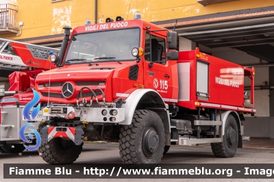 Mercedes-Benz Unimog U5023
Vigili del Fuoco
Comando Provinciale di Lucca
Allestimento Fortini
Modulo AIB Fortini
VF 29810
Parole chiave: Mercedes-Benz Unimog_U5023 VF29810