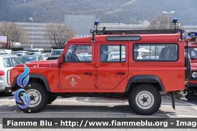 Land Rover Defender 110
Vigili del Fuoco
Distretto delle Giudicarie
Corpo Volontario di Cimego (TN)
VF 2E8 TN
Parole chiave: Land-Rover Defender_110 VF2E8TN