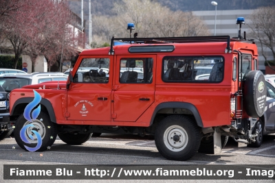 Land Rover Defender 110
Vigili del Fuoco
Distretto delle Giudicarie
Corpo Volontario di Cimego (TN)
VF 2E8 TN
Parole chiave: Land-Rover Defender_110 VF2E8TN