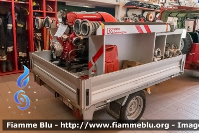 Carrello 
Vigili del Fuoco
Unione Distrettuale Alta Val Venosta
Corpo Volontario di Clusio (BZ)
Freiwillige Feuerwehr Schleis
Allestito Kofler
VF 2TE BZ
Parole chiave: VF2TEBZ