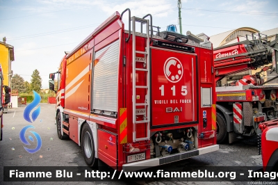 Scania P370 III serie
Vigili del Fuoco
Comando Provinciale di Lucca
AutoBottePompa Allestimento Bai
VF 32864
Parole chiave: Scania P370_IIIserie VF32864