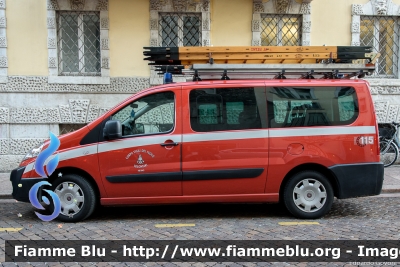 Fiat Scudo IV serie
Vigili del Fuoco
Unione Distrettuale di Trento
Corpo Volontario di Meano (TN)
VF 3H0 TN
Parole chiave: Fiat Scudo_IVserie VF3H0TN Santa_Barbara_2019