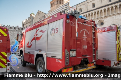 Man LE 14.280
Vigili del Fuoco
Unione Distrettuale di Trento
Corpo Volontario di Mattarello (TN)
Allestimento Kofler Fahrzeugbau
VF 4D2 TN
Parole chiave: Man LE_14.280 VF4D2TN Santa_Barbara_2019