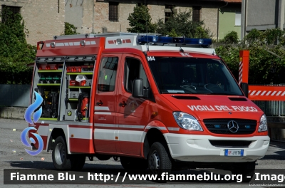 Mercedes-Benz Sprinter 4x4 III serie
Vigili del Fuoco
Distretto della Vallagarina
Corpo Volontario di Mori (TN)
Allestimento Kofler
VF 4H8 TN
Parole chiave: Mercedes-Benz Sprinter_4x4_IIIserie VF4H8TN