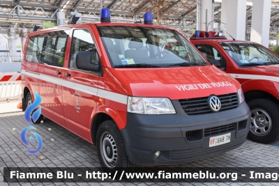 Volkswagen Transporter T5
Vigili del Fuoco
Distretto della Valsugana e Tesino
Corpo Volontario di Strigno (TN)
VF 6A8 TN
Parole chiave: Volkswagen Transporter_T5 VF6A8TN