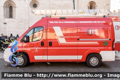 Fiat Ducato x250
Vigili del Fuoco
Unione Distrettuale di Trento
Corpo Volontario di Gardolo (TN)
Allestimento Kofler Fahrzeugbau
VF 8H9 TN
Parole chiave: Fiat Ducato_x250 VF8H9TN Santa_Barbara_2019