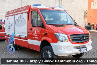 Mercedes-Benz Sprinter 4x4 III serie restyle
Vigili del Fuoco
Unione Distrettuale di Trento
Corpo Volontario di Villazzano
Allestimento Fulmix
VF 8J1 TN
Parole chiave: Mercedes-Benz Sprinter_4x4_IIIserie_restyle VF8J1TN Santa_BArbara_2019