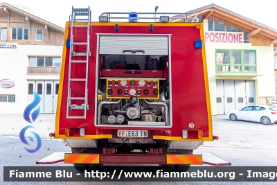 Iveco EuroCargo 135E23 4x4 I serie
Vigili del Fuoco
Unione distrettuale della Val Di Sole
Corpo Volontario di Dimaro (TN)
Allestito Fulmix
VF E63 TN
Parole chiave: Iveco EuroCargo_135E23_4x4_Iserie