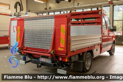 Mercedes-Benz Sprinter 4x4 III serie
Vigili del Fuoco
Unione Distrettuale Alta Val Venosta
Corpo Volontario di Sluderno (BZ)
Freiwillige Feuerwehr Schluderns
Allestito Ziegler
VF FW 30N
Parole chiave: Mercedes-Benz Sprinter_4x4_IIIserie VFFW30N