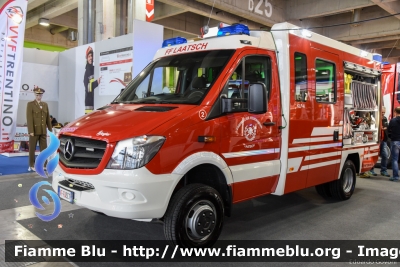 Mercedes-Benz Sprinter 4x4 III serie restyle
Vigili del Fuoco
Unione Distrettuale Alta Val Venosta
Corpo Volontario di Laudes (BZ)
Freiwillige Feuerwehr Laatsch
Allestimento Ziegler
VF FW 3CT
Parole chiave: Mercedes-Benz Sprinter_4x4_IIIserie_restyle VFFW3CT Civil_Protect_2018