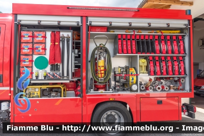 Volvo FL 280 IV serie
Vigili del Fuoco
Unione Distrettuale Alta Val Venosta
Corpo Volontario di Clusio (BZ)
Freiwillige Feuerwehr Schleis
Allestito  Kofler
VF FW 3GF
Parole chiave: Volvo FL 280_IVserie VFFW3GF