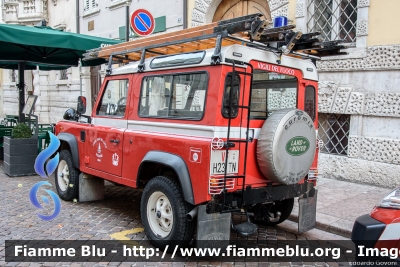 Land Rover Defender 90
Vigili del Fuoco
Unione Distrettuale di Trento
Corpo Volontario di Meano (TN)
VF H23 TN
Parole chiave: Land-Rover Defender_90 VFH23TN Santa_Barbara_2019