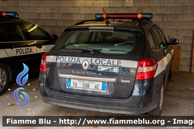 Renault Laguna Grandtour II serie
Polizia Locale Venezia
Codice Mezzo: 51
POLIZIA LOCALE YA 598 AE
Parole chiave: Renault Laguna_Grandtour_IIserie POLIZIALOCALEYA598AE