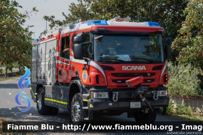 Scania P400 4x4 II serie
Allied Force in Italy
Camp Darby (Pisa)
Fire Department
Allestito Rosenbauer
AFI L-3004
Parole chiave: Scania P400_4x4_IIserie AFIL-3004