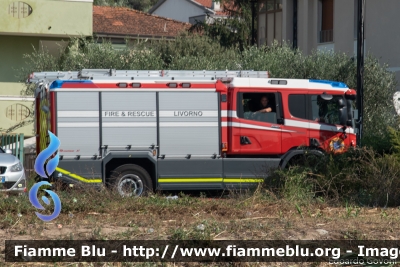 Scania P400 4x4 II serie
Allied Force in Italy
Camp Darby (Pisa)
Fire Department
Allestito Rosenbauer
AFI L-3004
Parole chiave: Scania P400_4x4_IIserie AFIL-3004