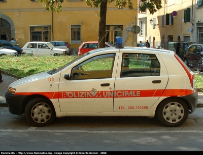 Fiat Punto II serie
31 - Polizia Municipale Cascina (PI)
*Dismessa*
Parole chiave: Fiat Punto_IIserie