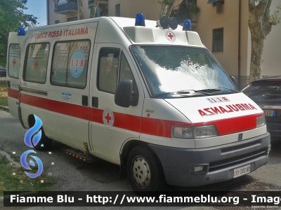 Fiat Ducato II serie
Croce Rossa Italiana
Comitato Provinciale di Pisa
Delegazione del Litorale Pisano
Allestita Alessi & Becagli
Donata dal Creas Istituto di Fisiologia Clinica Pisa
CRI 202 AD
Parole chiave: Fiat Ducato_IIserie CRI202AD Ambulanza