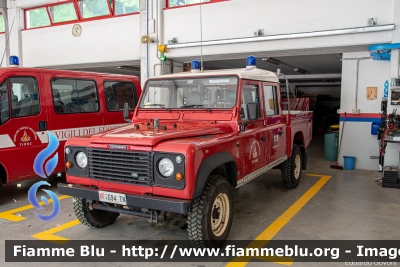 Land Rover Defender 130
Vigili del Fuoco
Unione Distrettuale delle Giudicarie
Corpo Volontario di Tione di Trento (TN)
VF G94 TN
Parole chiave: Land-Rover Defender_130 VFG94TN