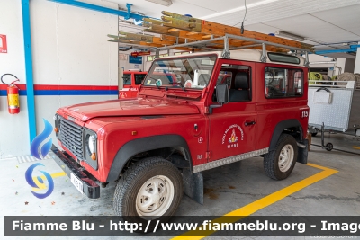 Land Rover Defender 90
Vigili del Fuoco
Unione Distrettuale delle Giudicarie
Corpo Volontario di Tione di Trento (TN)
VF K43 TN
Parole chiave: Land-Rover Defender_90 VFK93TN