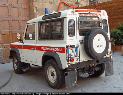 Land Rover Defender 90
PM Firenze
Parole chiave: Land-Rover Defender_90 PM_Firenze