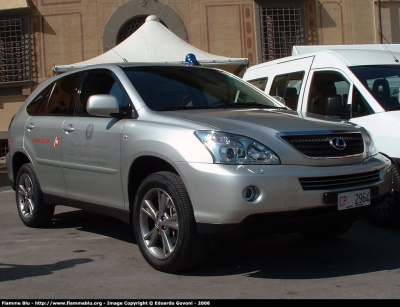 Lexus Rx400h
Guardia Costiera
CP 2964
Parole chiave: Lexus Rx400h CP2964 Giornate_della_Protezione_Civile_Pisa_2006