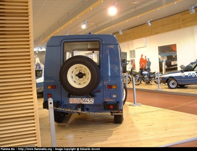 Fiat Campagnola II serie
Polizia di Stato
Esemplare esposto presso il Museo delle auto della Polizia di Stato
POLIZIA 56432
Parole chiave: Fiat Campagnola_IIserie POLIZIA56432