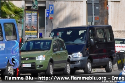 Fiat Nuova Panda 4x4 Climbing I serie
Carabinieri
presso la Marina Militare
MM BK 822
Parole chiave: Fiat Nuova_Panda_4x4_Climbing_Iserie MMBK822 Festa_della_Marina_2011