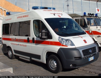 Fiat Ducato X250
Polizia Municipale Pisa
Parole chiave: Fiat Ducato_X250 Giornate_della_Protezione_Civile_Pisa_2007