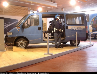 Fiat Ducato II Serie
Polizia di Stato
Reparto Mobile
Esemplare esposto presso il Museo delle auto della Polizia di Stato
POLIZIA D5601
Parole chiave: Fiat Ducato_IIserie POLIZIAD5601