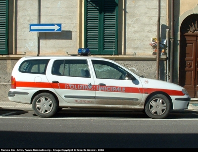 Renault Megane Break I serie
PM Santa Croce sull'Arno
Parole chiave: Renault Megane_Break_Iserie PM_Santa_Croce_Sull'Arno